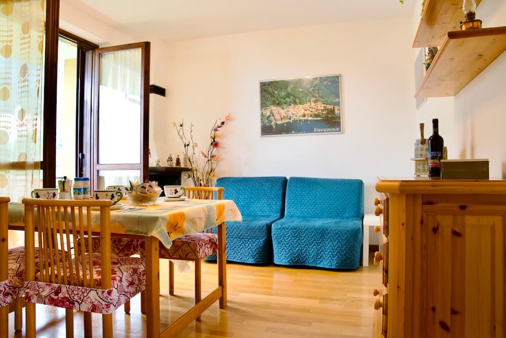 Casa-vacanze-con-due-camere-da-letto-vicino-a-Varenna