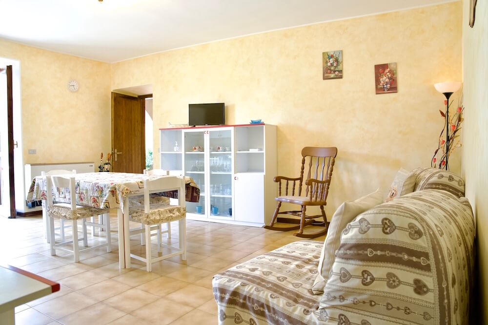 affitto-casa-con-piscina-vicino-a-Varenna
