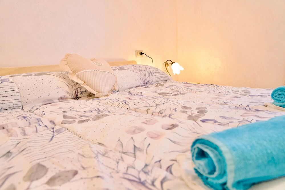 alloggio-airbnb-vicino-Varenna-Piscina-Vista-lago-Vezio