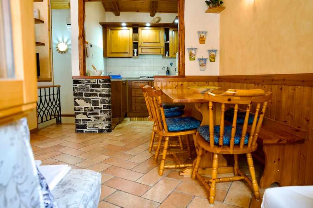 appartamento-airbnb-con-cucina-attrezzata-vicino-a-Varenna