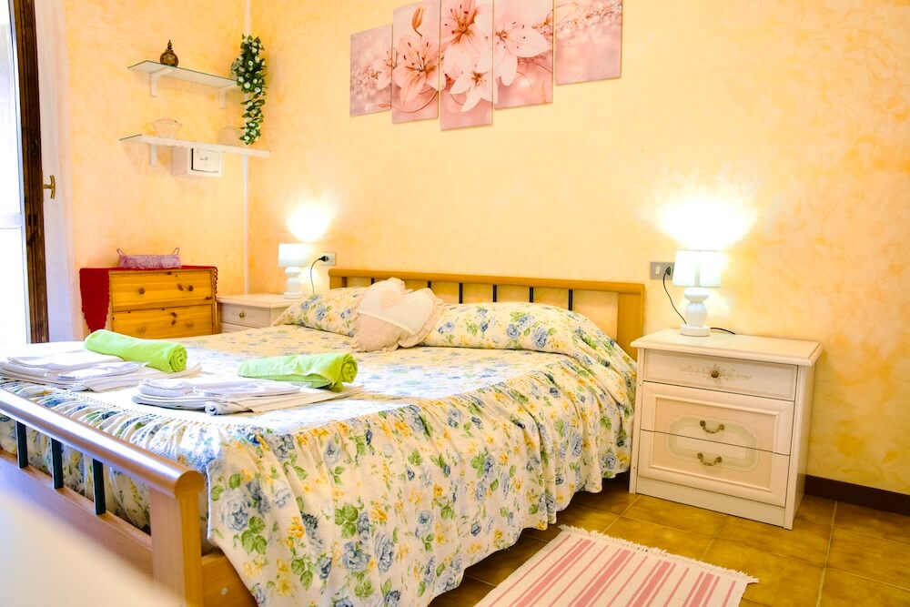 airbnb-apartment-for-4-people