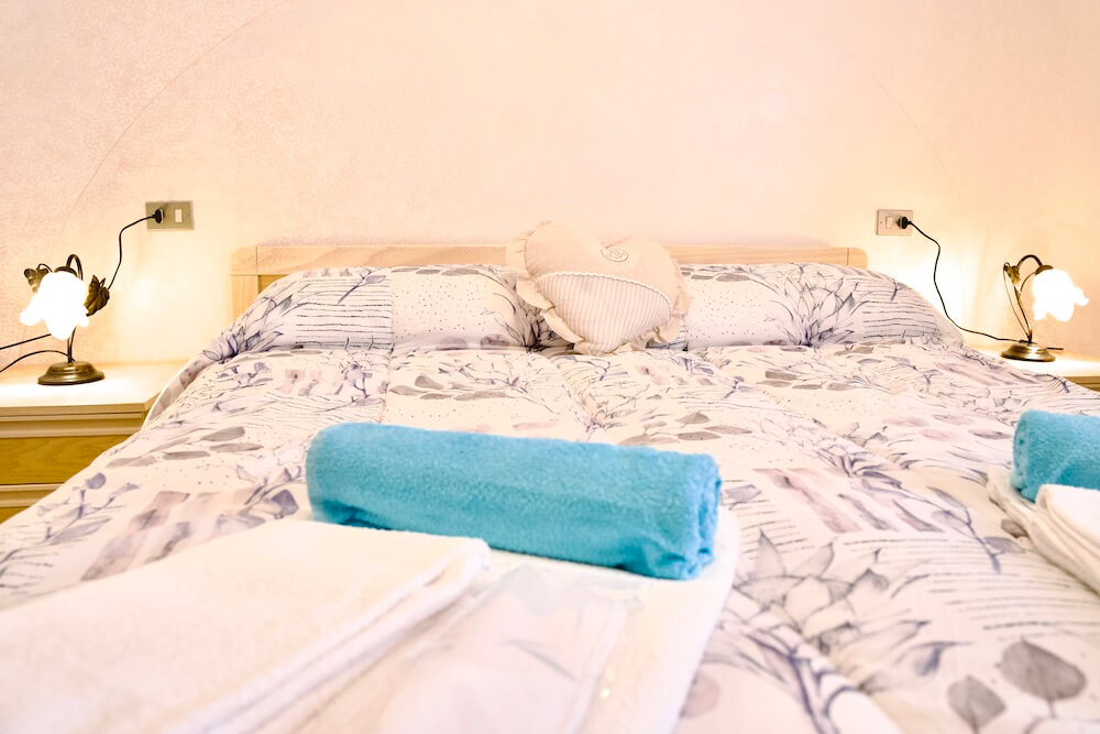 casa-vacanze-airbnb-vicino-Varenna-Piscina-Vista-lago-vicino-Varenna