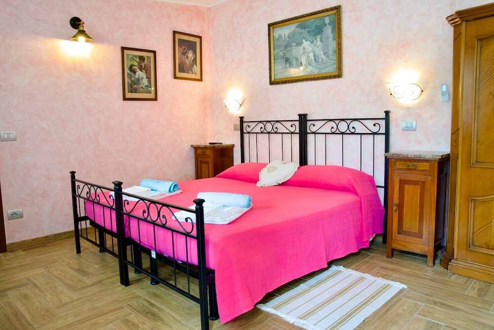 where-to-sleep-area-Varenna