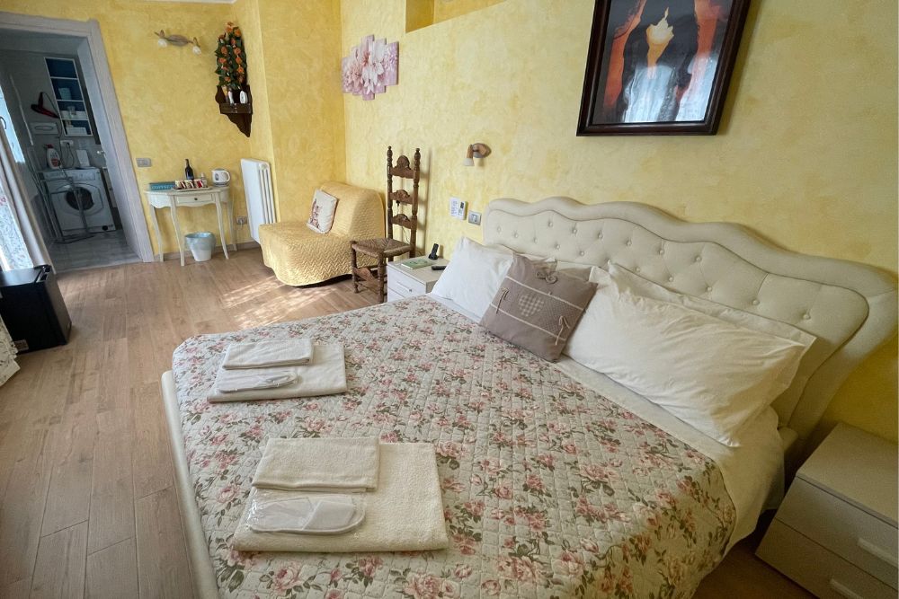 Family Hotel double room in Vezio near Varenna