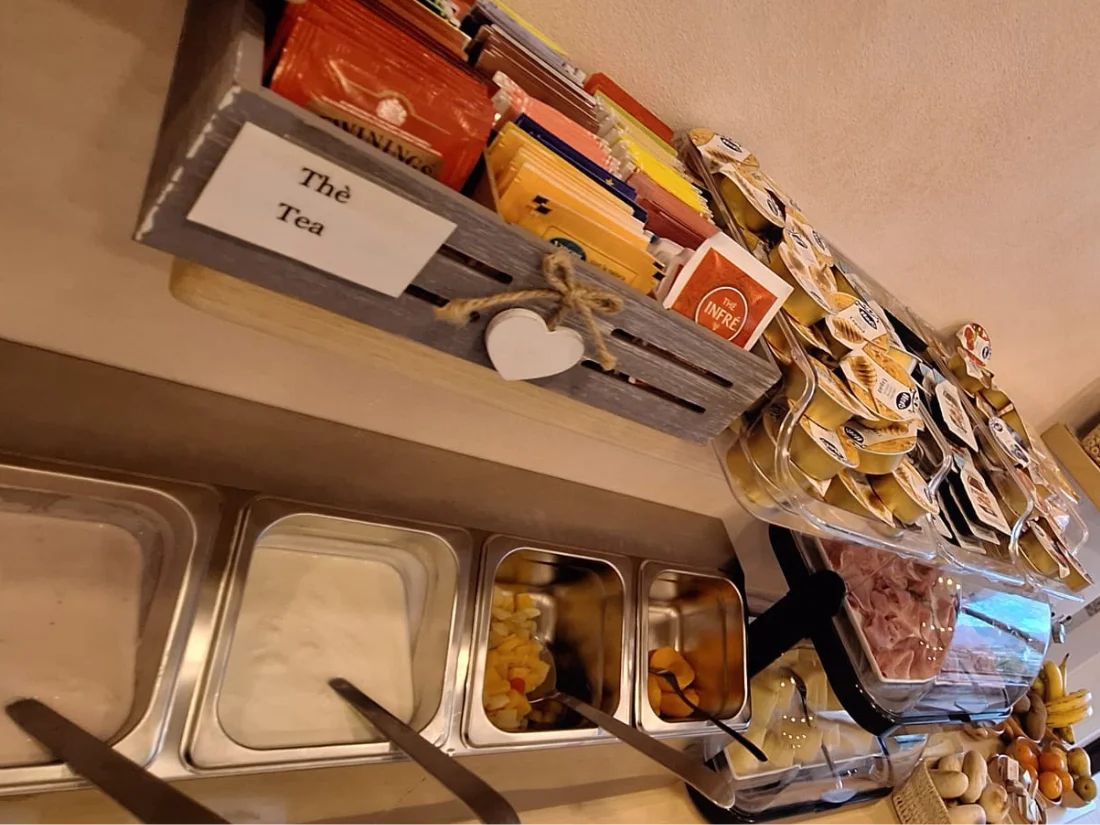 International-breakfast-Hotel-il-portichetto