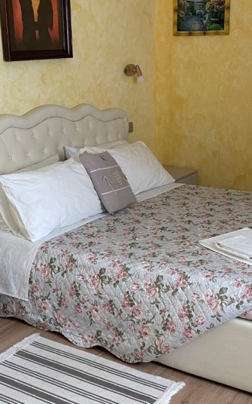 Family Hotel double room in Vezio near Varenna