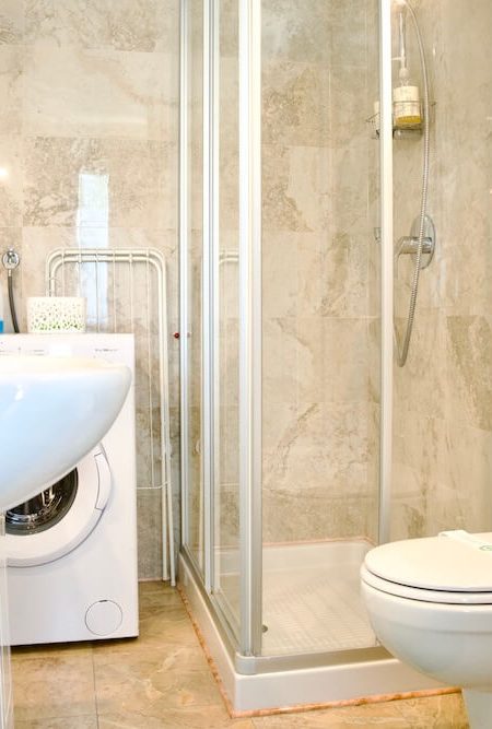 accommodation-airbnb-hotel-with-washing-machine