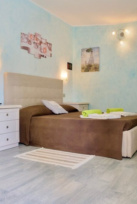 double-room-with-swimming-pool-Lake-Como
