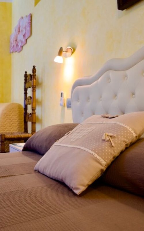 hotel-double-room-with-swimming-pool-Vezio